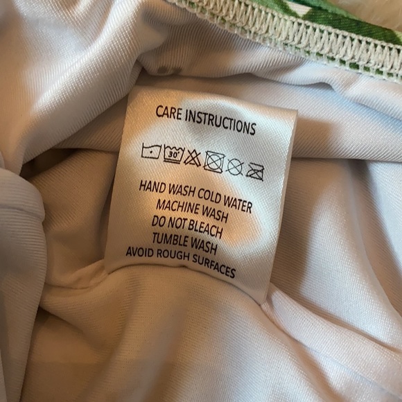 🎉 Host Pick 🎉 EUC Small I Love Plum Tropical Leaves Swimsuit!🍃 - Picture 11 of 13